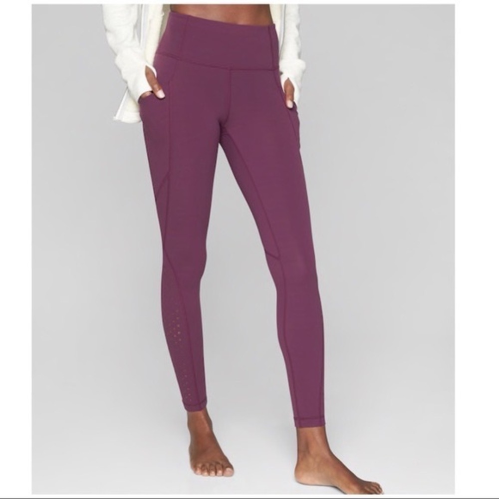 Athleta Laser Cut Salutation Tight in Light Plum Size XS